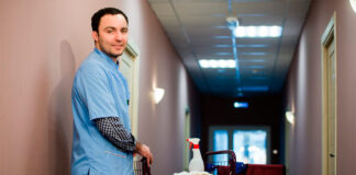 SE NECESITA PERSONAL MASCULINO PARA LIMPIEZA, CON DISPONIBILIDAD INMEDIATA personal de limpieza cleaning staff