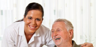 SE NECESITA CUIDADORA EXTERNA MEDIA JORNADA, PARA TRABAJAR MENOS DE 20 HORAS SEMANALES cuidadora medio tiempo home care elderly caregiver cuidadora de adultos mayores media jornada