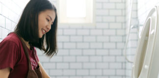 SE SOLICITA EMPLEADA DOMÉSTICA CON DORMIDA DENTRO DE LA CASA, CON DISPONIBILIDAD INMEDIATA empleada del hogar empleada domestica con cama adentro empleada de limpieza para casa de familia cleaning lady for family home domestic employee