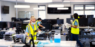 SE NECESITA PERSONAL PARA LIMPIEZA DE OFICINAS SIN EXPERIENCIA, PART TIME (HOMBRES Y MUJERES). LUNES A JUEVES, 12 HORAS POR SEMANA Personal Para Limpieza de Oficinas Medio Tiempo Part Time Office Cleaning Staff limpiadores
