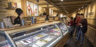 SE SOLICITA PERSONAL PARA HELADERÍA (AMBOS SEXOS). TRABAJO A TURNOS, MEDIO TIEMPO Y TIEMPO COMPLETO Personal para Heladeria atencion al publico Staff for ice cream shop customer service