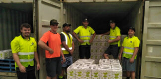 SE BUSCAN OPERARIOS/AS PARA CARGA Y DESCARGA (CON O SIN EXPERIENCIA), JORNADA COMPLETA Operarios carga y descarga Ayudantes para Descarga de Contenedores Container Unloading Helpers hombres y mujeres