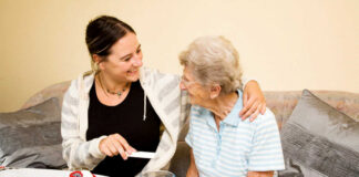 SE SOLICITAN CUIDADORAS/ES DE ADULTO MAYOR, TIEMPO COMPLETO. EXPERIENCIA MÍNIMA, INGRESO INMEDIATO cuidador-cuidadora-de-adulto-mayor-elderly-caregiver