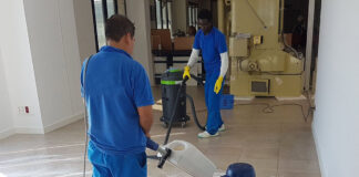 SE SOLICITAN HOMBRES Y MUJERES PARA SERVICIO DE LIMPIEZA (MÍNIMA EXPERIENCIA), PERSONAS RESPONSABLES. INCORPORACIÓN INMEDIATA Hombres y mujeres para servicio de limpieza Cleaning Workers para fabrica