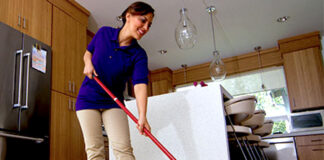 SE SOLICITA SEÑORA/SEÑORITA (EMPLEADA DOMÉSTICA), TURNO TARDE EN CASA DE FAMILIA. TRABAJO ESTABLE empleada domestica domestic staff