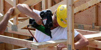 BUSCAMOS AYUDANTES DE CONSTRUCCIÓN VARIAS ZONAS (NO SE REQUIERE EXPERIENCIA, SE ENTRENARÁ). EXCELENTE PAGO POR HORA Ayudantes De Construcción Varias Zonas construction helpers