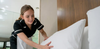 SE NECESITA CAMARERA PARA HOTEL (LIMPIEZA DE HABITACIONES), TIEMPO PARCIAL O COMPLETO. BUEN SUELDO Camarera Para Hotel maid for hotel