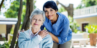SE BUSCAN CUIDADORAS/ES PARA ACOMPAÑAMIENTO DE ADULTOS MAYORES, TRABAJO A TURNOS Cuidadoras/es caregiver