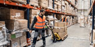 SE SOLICITA OPERARIOS PARA CARGA Y DESCARGA (CON O SIN EXPERIENCIA), TRABAJO EVENTUAL Operarios Para Carga y Descarga loading and unloading operator