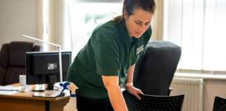 SE PRECISA PERSONAL PARA LIMPIEZA DE OFICINAS (CON O SIN EXPERIENCIA), JORNADA PARCIAL Personal Para Limpieza De Oficinas office cleaning staff