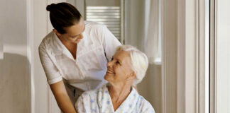 SE NECESITA CUIDADOR/A PARA RESIDENCIA DE MAYORES (NO REQUIERE EXPERIENCIA), INCORPORACIÓN INMEDIATA Cuidador caregiver Cuidador/a Para Residencia De Mayores caregiver for nursing home