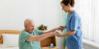 SE BUSCA CUIDADOR/A PARA CENTRO DE MAYORES (NO SE REQUIERE EXPERIENCIA). TURNO MAÑANA Y TARDE Cuidador-a Para Centro De Mayores caregiver for senior center
