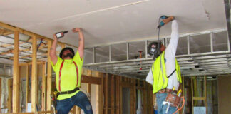 SOLICITAMOS TRABAJADORES/AS DE LA CONSTRUCCIÓN (CON O SIN EXPERIENCIA), VARIOS PUESTOS DISPONIBLES Trabajadores/as De La Construcción construction workers