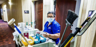 SE SOLICITA PERSONAL DE LIMPIEZA PARA HOTEL (AMBOS SEXOS), CON O SIN EXPERIENCIA. MEDIO TIEMPO O COMPLETO Personal De Limpieza Para Hotel hotel cleaning staff