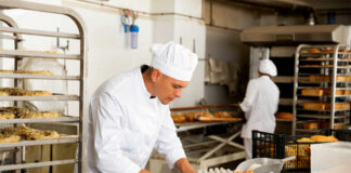 SE NECESITA OPERARIO/A DE PANADERÍA (POCA EXPERIENCIA), TIEMPO PARCIAL O COMPLETO. BUENA REMUNERACIÓN Operario/a De Panadería bakery operators