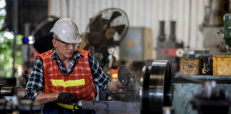 SE SOLICITAN OPERADORES/AS DE PRODUCCIÓN (CON O SIN EXPERIENCIA), 1ER TURNO DE LUNES A VIERNES Operadores/as De Producción production operators