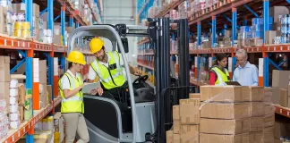 SE SOLICITAN MOZOS/AS PARA CARGA Y DESCARGA DE CONTENEDORES (CON O SIN EXPERIENCIA), HORARIO DE MAÑANA O DE TARDE Mozos/as Para Carga y Descarga De Contenedores Porters for Loading and Unloading Containers