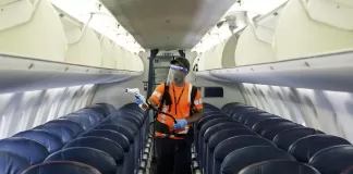 SE NECESITA LIMPIADOR/A DE CABINA DE AVIÓN (MÍNIMA EXPERIENCIA), BUEN SUELDO Y PAQUETE DE BENEFICIOS Limpiador/a De Cabina De Avión Airplane Cabin Cleaner