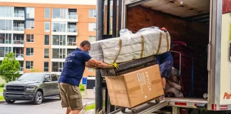 SE PRECISAN 10 CONDUCTORES DE CAMIÓN PARA EMPRESA DE MUDANZAS Y TRANSPORTES (CON O SIN EXPERIENCIA), SALARIO APROX. € 1.700 MENSUALES Conductor de Camión Empleo de conductor en España Conductor de Camión, Empresa de Mudanzas y Transporte Truck Driver Driver Job in Spain Truck Driver Moving and Transport Company
