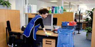SE SOLICITA PERSONAL DE LIMPIEZA CON O SIN EXPERIENCIA (ASEO DE OFICINAS), EMPRESA DE TRANSPORTE PÚBLICO. SALARIO SEGÚN CONVENIO Personal de limpieza aseo de oficinas Empleo de limpieza en Argentina Empleo de limpieza en Buenos Aires Cleaning staff, office cleaning Cleaning jobs in Argentina Cleaning jobs in Buenos Aires