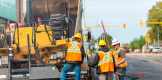 SE BUSCA OBRERO DE LA CONSTRUCCIÓN PARA EMPRESA PRIVADA DE PAVIMENTACIÓN (CON O SIN EXPERIENCIA), EXCELENTE REMUNERACIÓN Y BENEFICIOS Obrero De La Construcción Para Empresa Privada de Pavimentación Construction Worker for Private Paving Company Empleo sin experiencia Job without experience