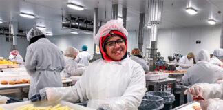 SE NECESITA PERSONAL DE PRODUCCIÓN (HOMBRES Y MUJERES) HORARIO DIURNO. EXCELENTE REMUNERACIÓN Personal de Producción Operario en Costa Rica Producción de alimentos Production Personnel Operator in Costa Rica Food production