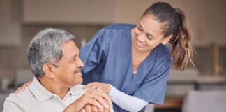 SE BUSCA CUIDADOR/A DE ADULTOS MAYORES PARA RESIDENCIA (NO ES NECESARIO EXPERIENCIA), TURNO DIURNO. BUENA REMUNERACIÓN Cuidador Cuidadora de Adultos Mayores españa Sitges Barcelona Empleo sin experiencia Caregiver for the Elderly Caregiver for residence in Spain