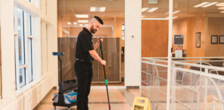 SE SOLICITAN LIMPIADORES/AS PARA SUCURSALES BANCARIAS (MÍNIMA EXPERIENCIA), JORNADA PARCIAL TURNO DE MAÑANA Limpiadores Limpieza de Sucursales Bancarias Limpieza de Banco Cleaners Bank Branch Cleaning Bank Cleaning Reinigungskräfte Reinigung von Bankfilialen Pulizie di filiali bancarie