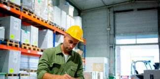 SE REQUIERE MOZO/A DE ALMACÉN (MÍNIMA EXPERIENCIA), LABORES GENERALES. SALARIO 1476,8€ POR MES Mozo De Almacén Torres De La Alameda Madrid empleo de operario en España Warehouse Waiter Torres De La Alameda Madrid job as an operator in Spain