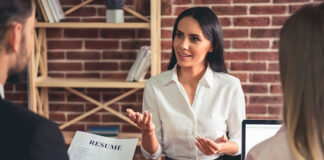 Consejos Clave para Sobresalir en tu Entrevista de Trabajo y Aumentar tus Posibilidades de Conseguir el Empleo Consejos Clave para Sobresalir en tu Entrevista de Trabajo y Aumentar tus Posibilidades de Conseguir el Empleo Key Tips to Excel in Your Job Interview and Increase Your Chances of Getting the Job