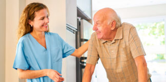 SE SOLICITAN CUIDADORES/AS PARA RESIDENCIA DE MAYORES (CON O SIN EXPERIENCIA), TURNO TARDE. CONTRATO TEMPORAL, SALARIO SEGÚN CONVENIO Cuidadores Para Residencia De Mayores empleo de cuidadora sin experiencia en Madrid Amavir Valdebernardo Caregivers for Nursing Home Caregiver job with no experience in Madrid Amavir Valdebernardo