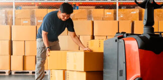 SE SOLICITA DESCARGADOR/A DE CAJAS (NO REQUIERE EXPERIENCIA PREVIA), PAGO $600.00 A $1000.00 POR SEMANA Descargador de Cajas West Jordan Empleo en Utah empleo de carga y descarga en USA Empleo sin experiencia en USA loading and unloading jobs in the USA Jobs without experience in the USA