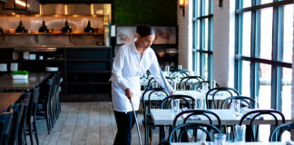 SE SOLICITA PERSONAL DE LIMPIEZA PARA RESTAURANTE (CON O SIN EXPERIENCIA), EXCELENTE REMUNERACIÓN. CONTRATO POR TIEMPO INDETERMINADO Personal Para Limpieza de Restaurante en Caballito Capital Federal Restaurant Cleaning Staff in Caballito Capital Federal empleo sin experiencia job without experience