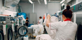 SE SOLICITA PERSONAL DE LAVANDERÍA PARA RESIDENCIA DE MAYORES (MÍNIMA EXPERIENCIA), TURNO MAÑANA O TARDE. BUENA REMUNERACIÓN Personal de Lavandería Residencia de Mayores Personal para lavandería en España Empleo en Valladolid Laundry Staff Nursing Home Laundry staff in Spain Employment in Valladolid