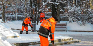 SE SOLICITAN 50 TRABAJADORES PARA REMOCIÓN DE NIEVE (NO REQUIERE EXPERIENCIA), 35 HORAS POR SEMANA. BUEN PAGO POR HORA Remoción de Nieve Trabajadores para Remoción de Nieve en Estados Unidos Empleo en USA empleo sin experiencia en USA Snow Removal Workers in USA Employment in the USA employment without experience in the USA