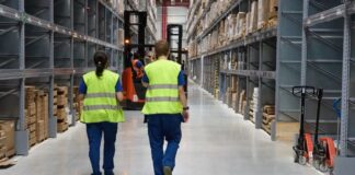 SE SOLICITA ALMACENISTA/AUXILIAR DE ALMACÉN PARA CADENA DE SUPERMERCADOS (MÍNIMA EXPERIENCIA), CONTRATO ESTABLE. BUENA REMUNERACIÓN Almacenista Auxiliar de Almacén Personal Para Cadena de Supermercados en Costa Rica El Guarco Empleo en Cartago Personal Warehouse Assistant Storekeeper for Supermarket Chain in Costa Rica