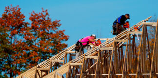 SE NECESITAN 5 AYUDANTES DE LA CONSTRUCCIÓN (NO REQUIERE EXPERIENCIA, SE ENTRENARÁ), 40 HORAS SEMANALES. PAGO $23.00 LA HORA Ayudantes obreros de construccion en canada empleo de construcción en Canadá Construction worker helpers in Canada construction jobs in Canada