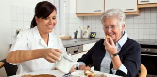 SE NECESITA CUIDADORA PARA GUARDIAS DÍA POR MEDIO (EMPRESA DE INTERNACIÓN DOMICILIARIA). SE OFRECE BUEN SUELDO Cuidadora de persona mayor Cuidadora Domiciliaria Empleo de cuidadora en Buenos Aires Caregiver for the elderly Home Caregiver Caregiver job in Buenos Aires