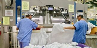 SE SOLICITAN AYUDANTES DE LAVANDERÍA CON O SIN EXPERIENCIA (HOMBRES Y MUJERES), 35 A 40 HORAS SEMANALES. BUEN PAGO Y BENEFICIOS Ayudantes de Lavandería en USA personal para lavandería en Estados Unidos Rancho Mirage Empleo en California Empleo sin experiencia en USA Laundry Helpers in the USA Jobs in California