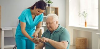 SE NECESITAN CUIDADORAS DOMICILIARIAS 6 HORAS DIARIAS (TRABAJO A TURNOS), DÍAS Y HORARIO A CONVENIR. BUEN SUELDO Cuidadora domiciliaria cuidadora de adultos mayores Empleo en Capital Federal Home caregiver for elderly adults Employment in Capital Federal