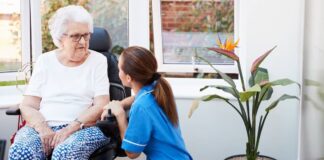 SE NECESITAN CUIDADORES/AS PARA RESIDENCIA DE MAYORES (CON O SIN EXPERIENCIA), TURNO INDIFERENTE. BUEN SALARIO Cuidadores Para Residencia de Mayores en españa Empleo en Barcelona Empleo sin experiencia en España Gerocultora sin experiencia Caregivers for Nursing Homes in Spain