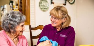 SE NECESITAN CUIDADORES/AS PARA EL CUIDADO Y ATENCIÓN A PERSONAS EN SITUACIÓN DE DEPENDENCIA (CON O SIN EXPERIENCIA), 2 TURNOS DISPONIBLES Cuidadores para el Cuidado y Atención a Personas en Situación de Dependencia empleo de cuidadora en españa Caregiver employment in Spain