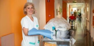 SE SOLICITA MUCAMA PARA GERIÁTRICO (MÍNIMA EXPERIENCIA), MEDIA JORNADA O COMPLETA HORARIO A CONVENIR. BUEN SUELDO Mucama para Geriátrico en Buenos Aires Geriátrico en Palermo Empleo de limpieza en Buenos Aires Maid for Nursing Home in Buenos Aires Nursing Home in Palermo Cleaning Jobs in Buenos Aires