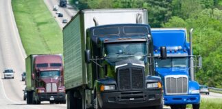 SE SOLICITAN 2 AYUDANTES DE CONDUCTOR DE CAMIÓN (POCA EXPERIENCIA) CONTRATO PERMANENTE. SALARIO $22.00 LA HORA, 30 HORAS SEMANALES Ayudantes de Conductor de Camión Empleo de Conductor de Camión en Canadá empleo en Edmonton empleo en Alberta Truck Driver Helpers Truck Driver jobs in Canada