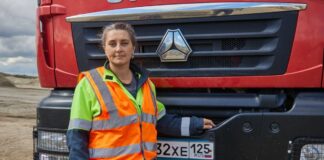 SE SOLICITA CONDUCTOR/A DE CAMIÓN Y EXCAVADORA (MÍNIMA EXPERIENCIA), 30 HORAS SEMANALES. BUEN SALARIO Y BENEFICIOS Conductor:a de Camión y Excavadora Empleo en Aeropuerto de Barajas Empleo de conductor en España Truck and Excavator Driver Jobs in Barajas Airport Driver jobs in Spain