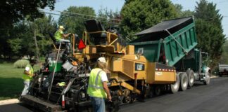 SE SOLICITAN TRABAJADORES DE CONSTRUCCIÓN PARA CARRETERAS (2 VACANTES), PAGO HASTA $35.00 POR HORA Trabajadores de Construcción Para Carreteras en Ontario empleo de construcción en Canadá Operador de Planta de Asfalto Canada Asphalt Plant Operator