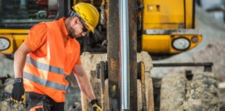 SE SOLICITAN 4 AYUDANTES DE CONSTRUCCIÓN (NO REQUIERE EXPERIENCIA, SE CAPACITARÁ). PAGO $24.00 POR HORA, 30 A 40 HORAS SEMANALES Ayudantes de Construcción en Canadá empleo en Columbia Británica Empleo sin experiencia Construction Helpers in Canada jobs in British Columbia Jobs without experience
