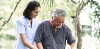 SE NECESITA CUIDADOR/A 6 HORAS DIARIAS (TURNO DIURNO, DE 9:00 A 15:00 HS.), BUENA REMUNERACIÓN Y BENEFICIOS Cuidador Cuidadora en Buenos Aires Empleo de Cuidadora en Argentina Empresa de internación domiciliaria Caregiver in Buenos Aires Caregiver Job in Argentina Home care company