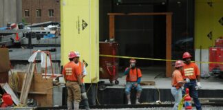 SE SOLICITAN 34 OBREROS DE LA CONSTRUCCIÓN (NO REQUIERE EXPERIENCIA PREVIA), 40 HORAS SEMANALES. PAGO $23.93 POR HORA Obreros de la Construcción en USA Empleo en Montana empleo sin experiencia en Estados Unidos Construction Workers in USA Employment in Montana