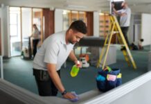 SE SOLICITAN 4 LIMPIADORES PARA LIMPIEZA DE CASAS Y OFICINAS PRIVADAS (HOMBRES Y MUJERES), NO REQUIERE EXPERIENCIA. BUEN PAGO Limpiadores en USA Empleo sin experiencia en USA empleo en Nantucket empleo en Massachusetts Cleaners in USA Employment without experience in USA